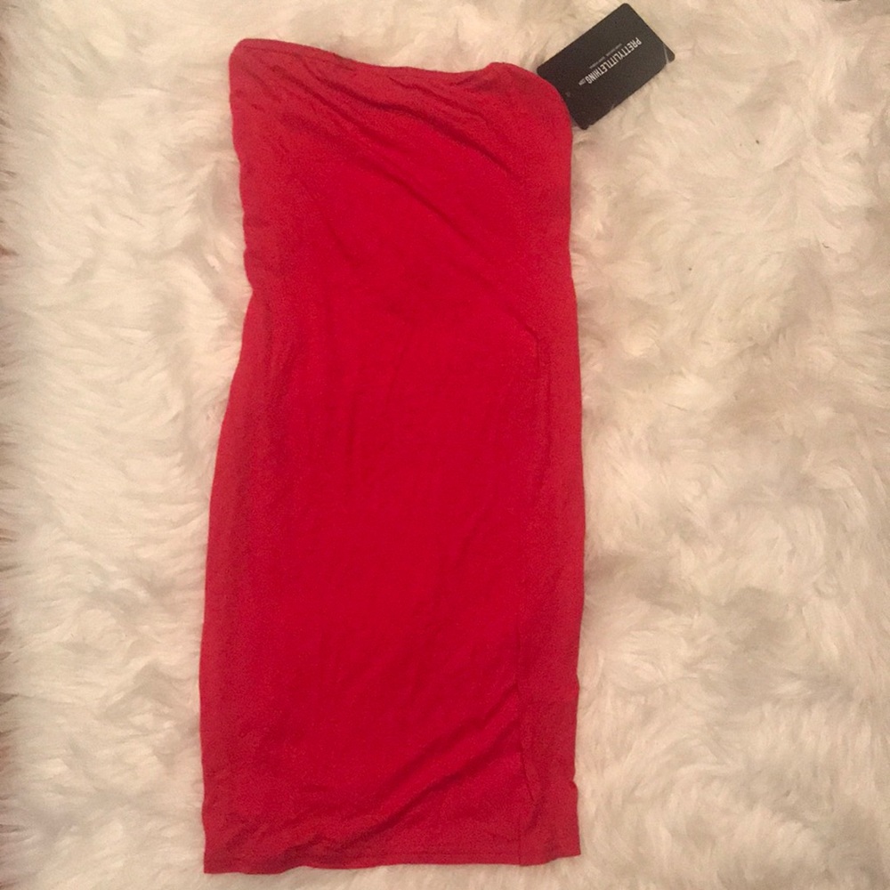Basic red bodycon dress